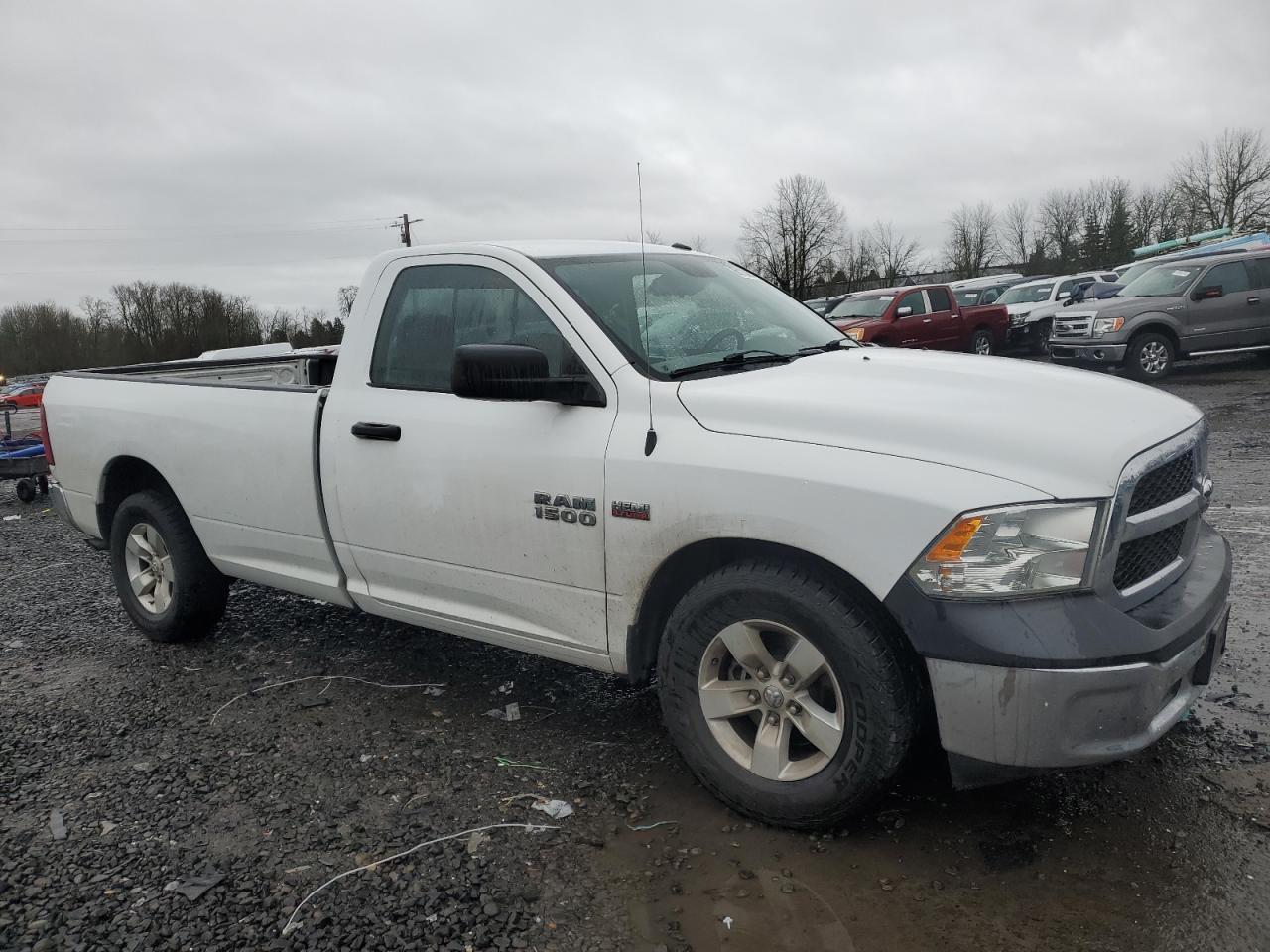 2015 RAM 1500 ST - Фото 4