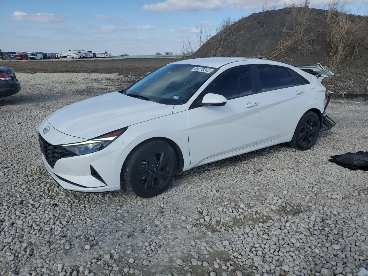 2023 HYUNDAI ELANTRA SE