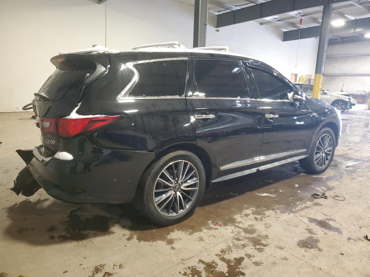 2019 INFINITI QX60 LUXE - Image 3