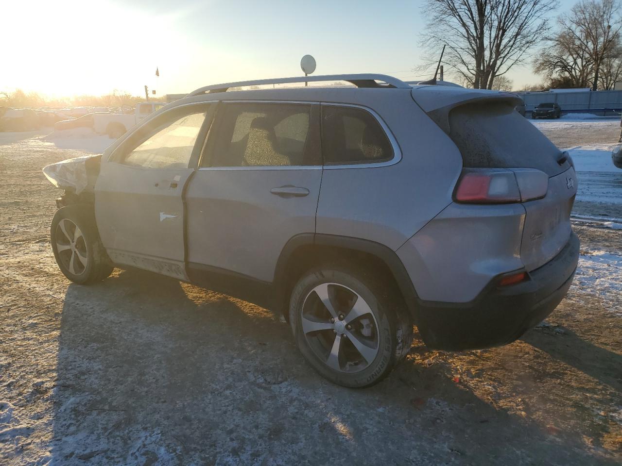 2019 JEEP CHEROKEE L - Image 2