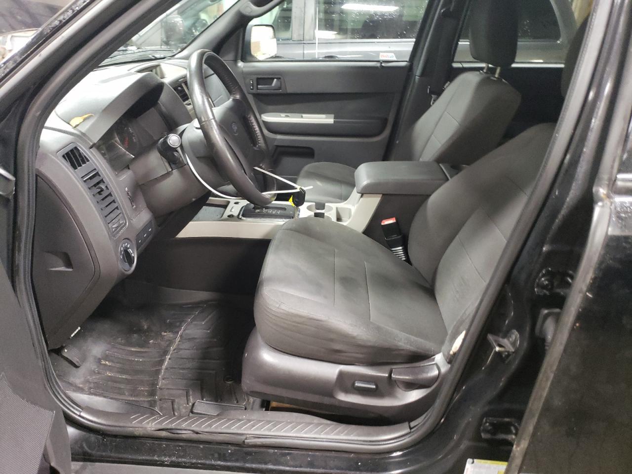 2010 FORD ESCAPE XLT - Фото 7