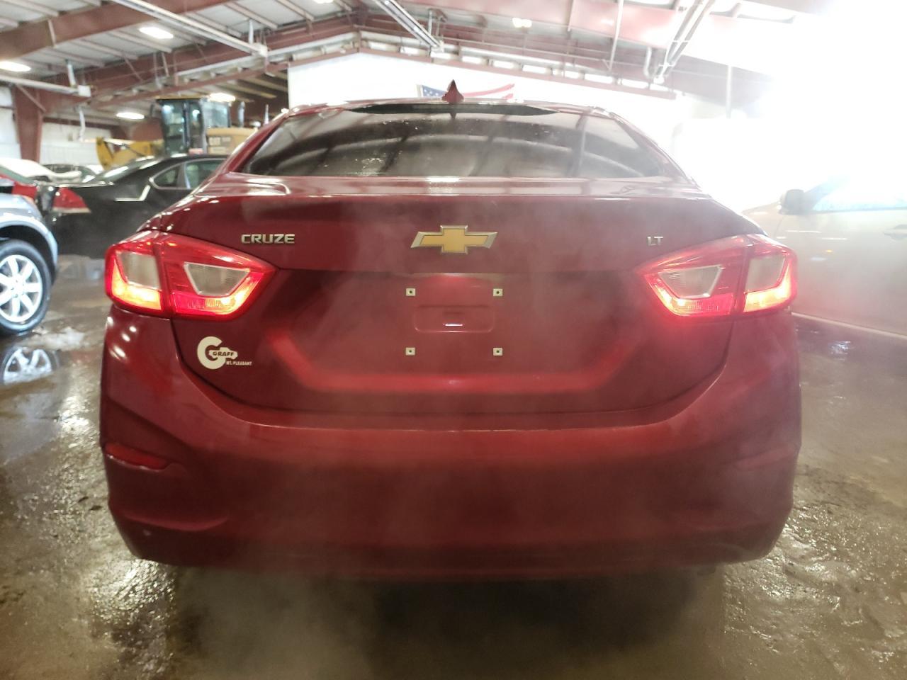 2017 CHEVROLET CRUZE LT - Image 6