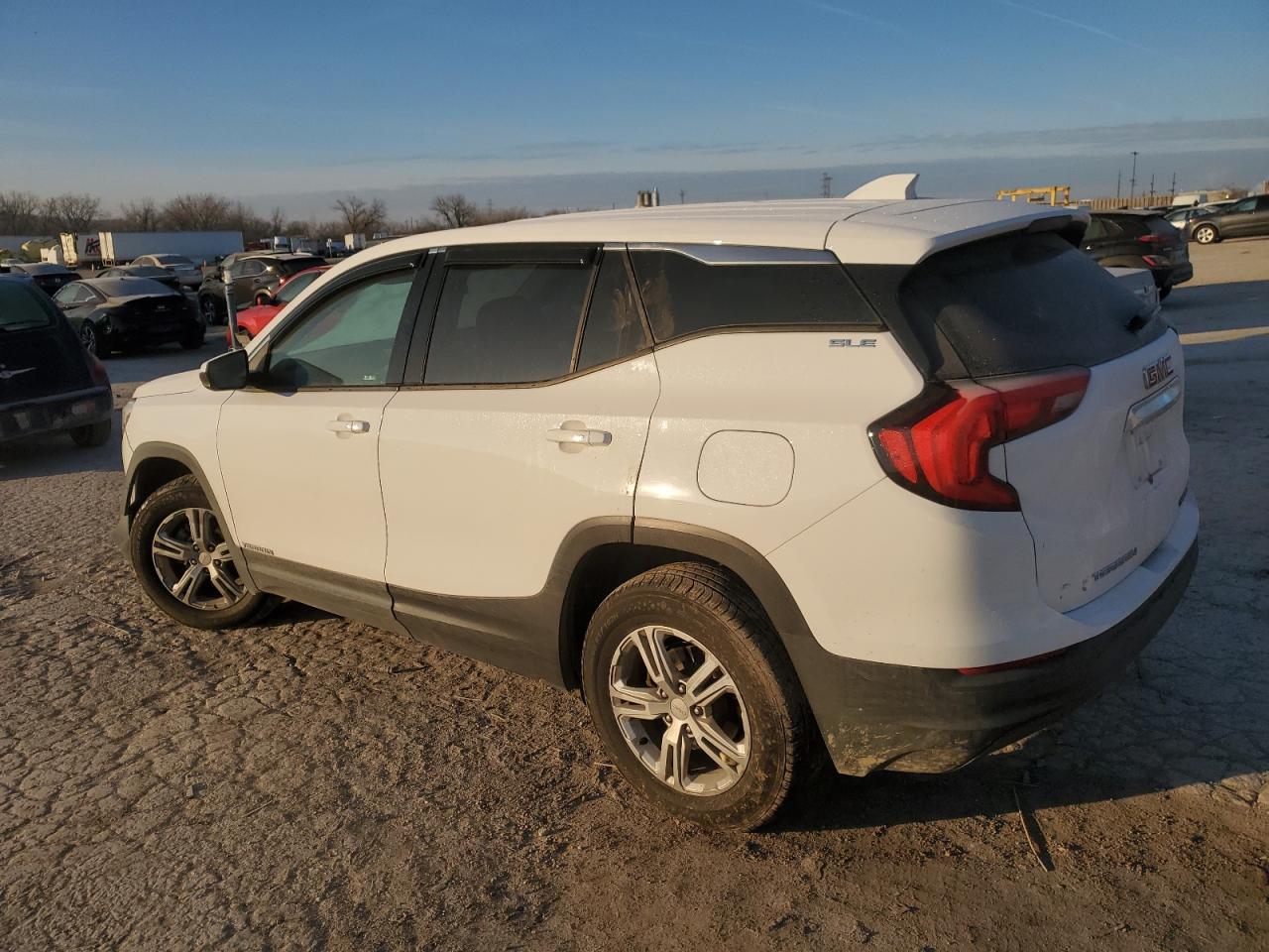 2018 GMC TERRAIN SL - Image 2