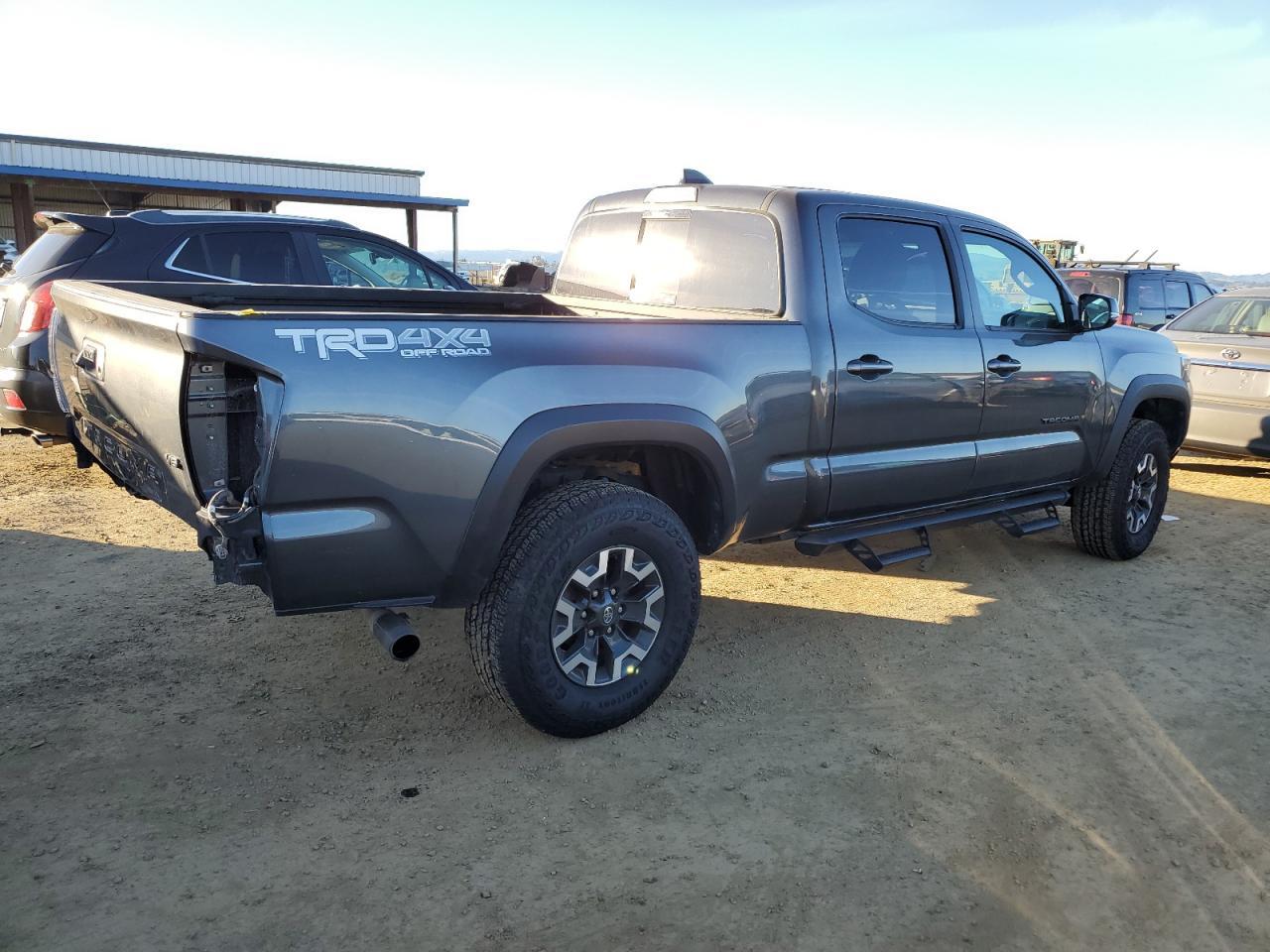 2023 TOYOTA TACOMA DOU - Фото 3