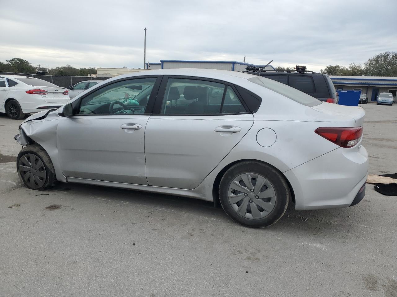 2020 KIA RIO LX - Фото 2