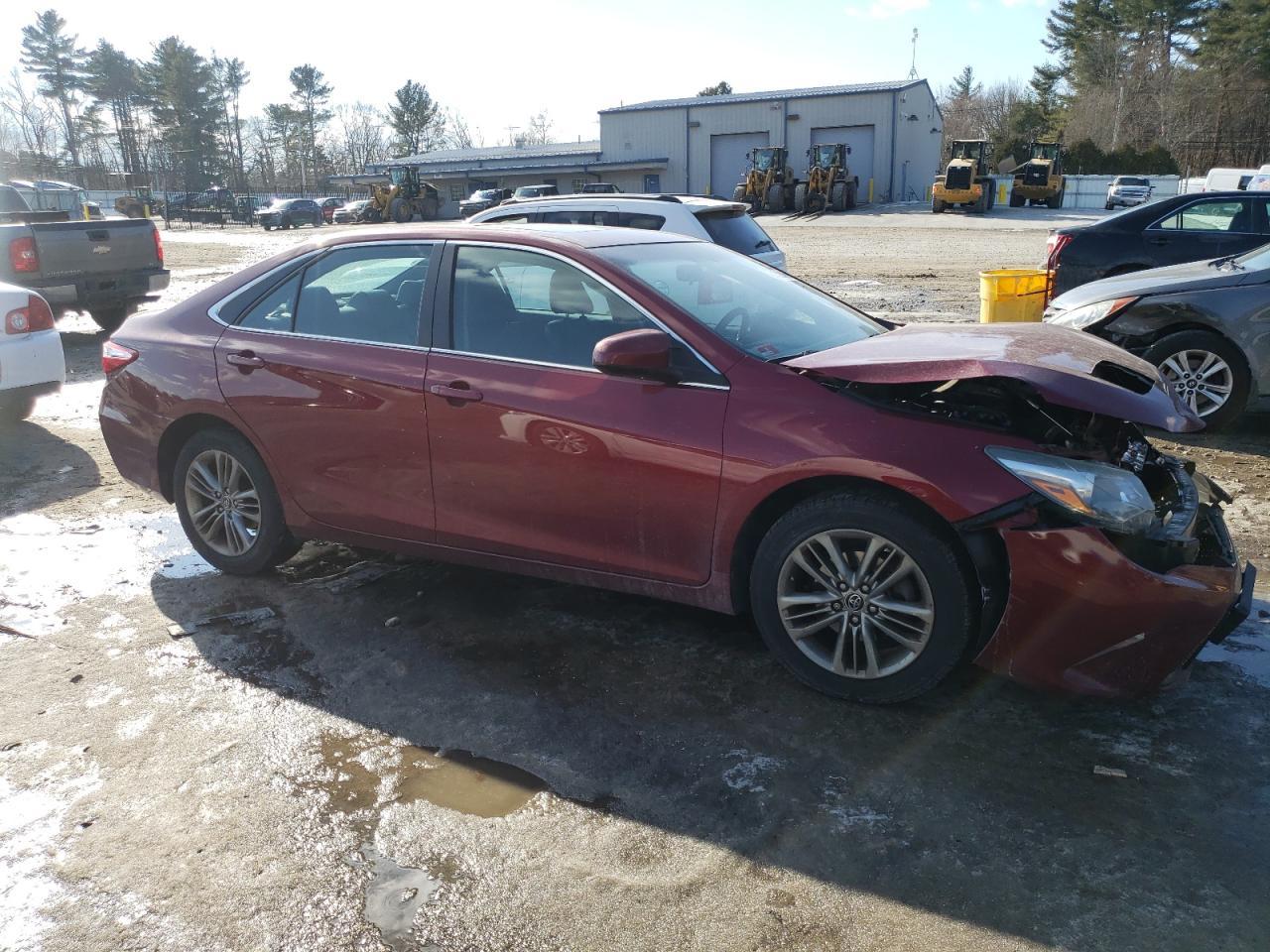 2016 TOYOTA CAMRY LE - Image 4