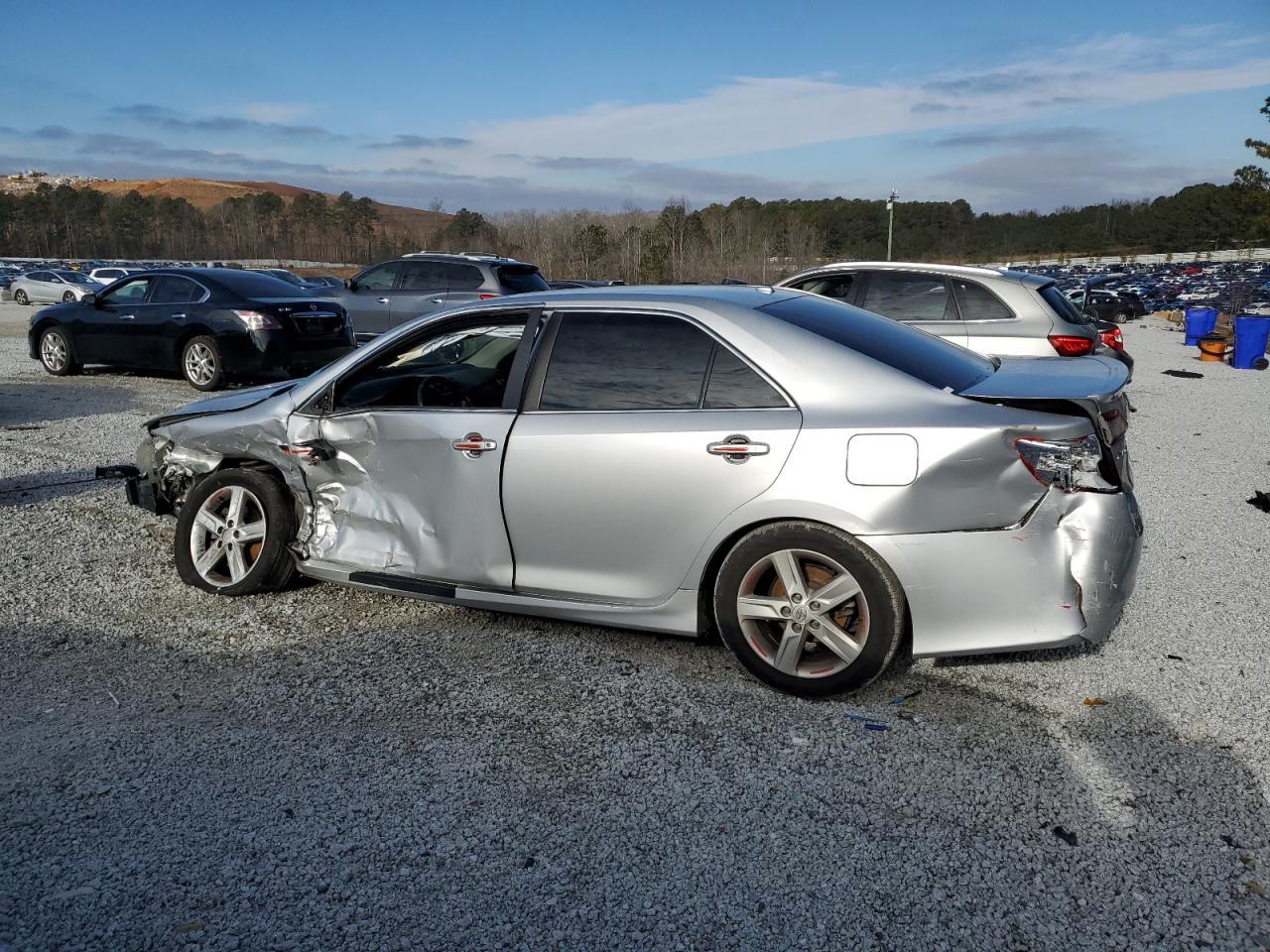2014 TOYOTA CAMRY L - Image 2