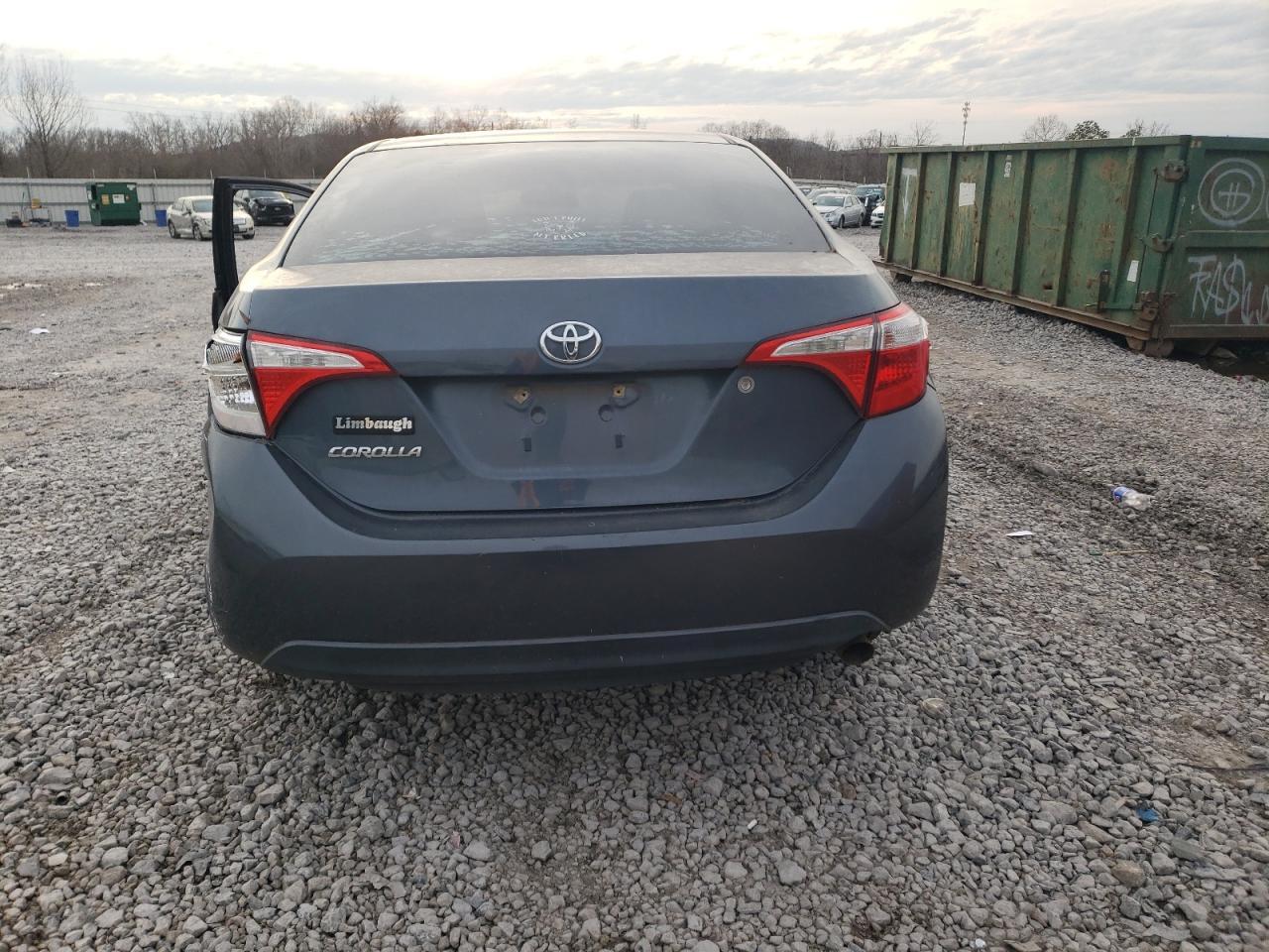 2015 TOYOTA COROLLA L - Image 6