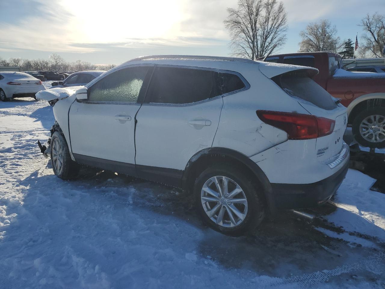 2017 NISSAN ROGUE SPOR - Фото 2