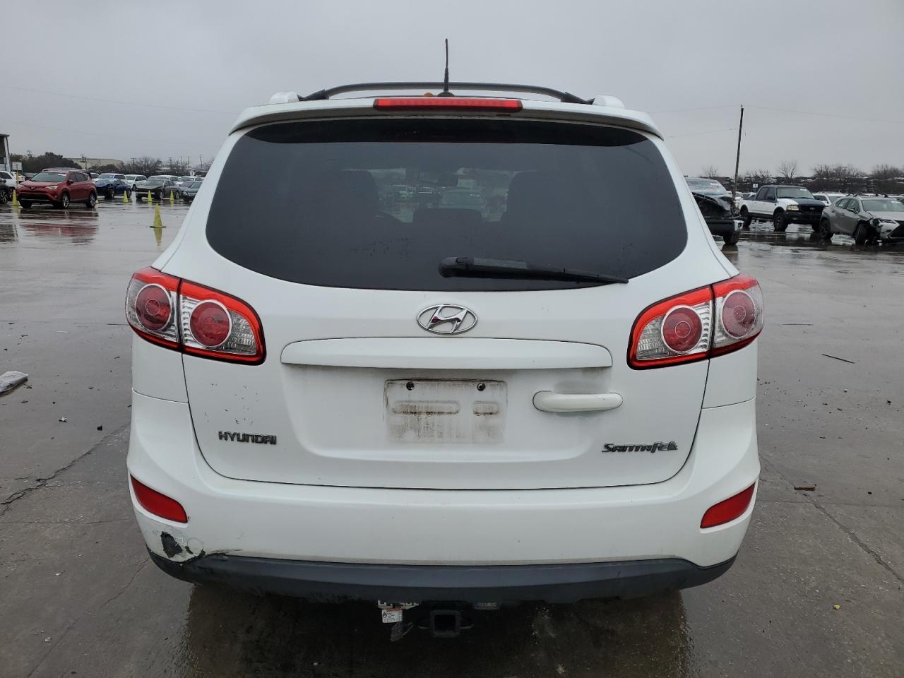 2010 HYUNDAI SANTA FE S - Image 6