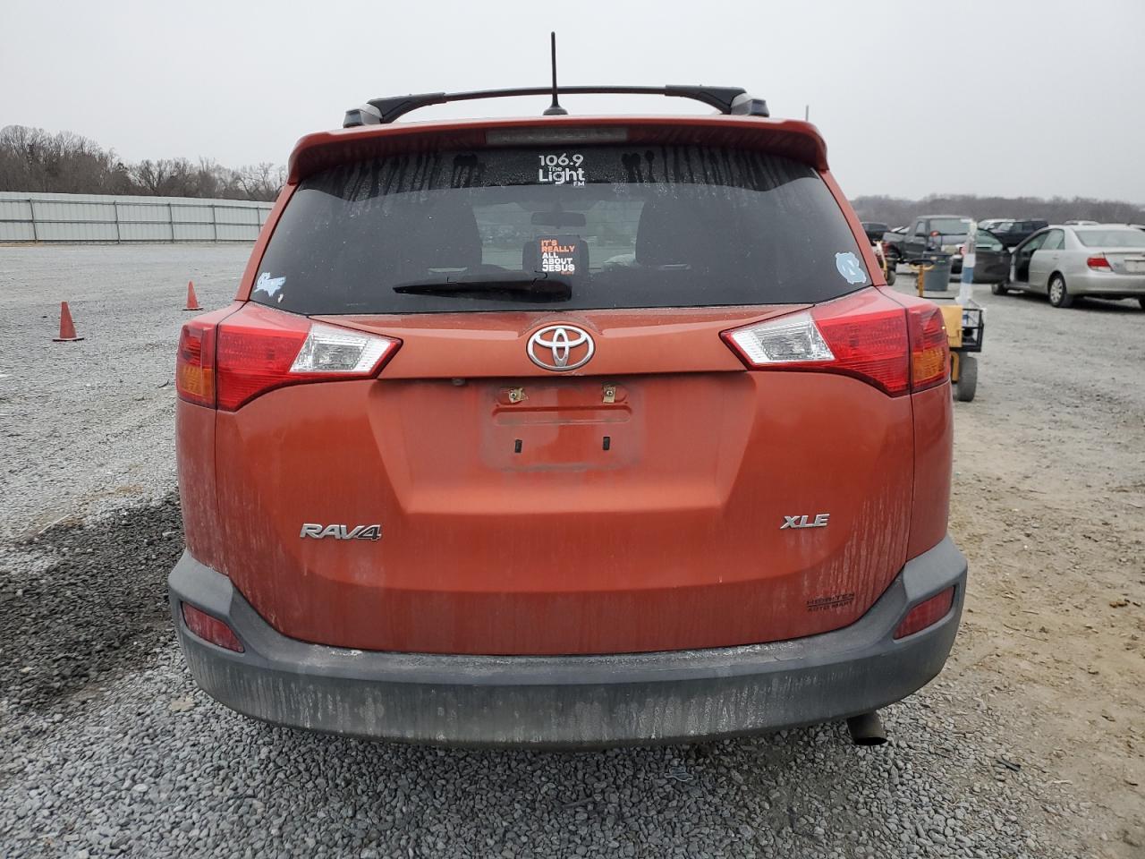 2015 TOYOTA RAV4 XLE - Фото 6