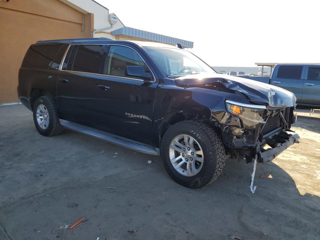 2015 CHEVROLET SUBURBAN C - Фото 4