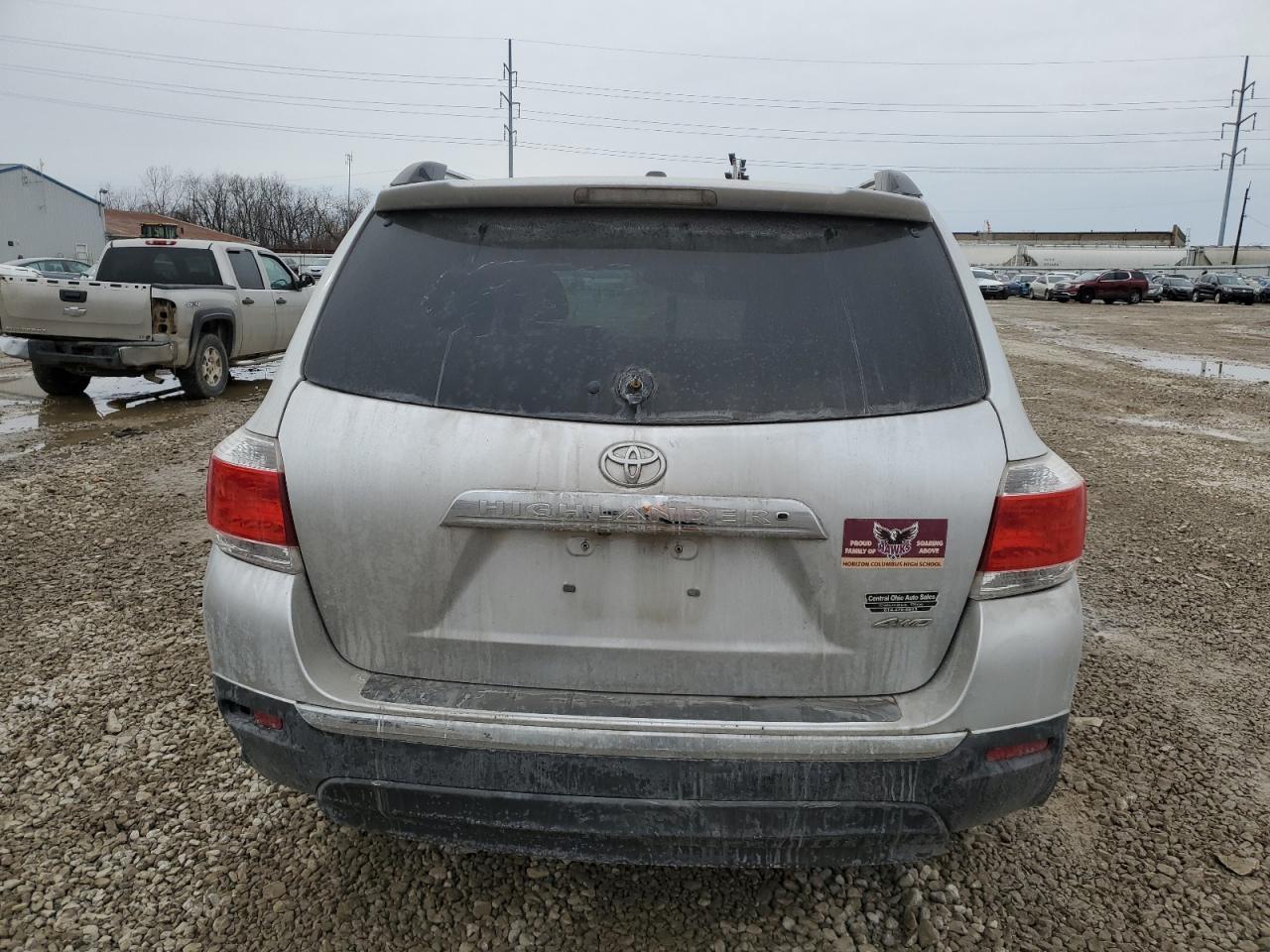 2011 TOYOTA HIGHLANDER - Image 6
