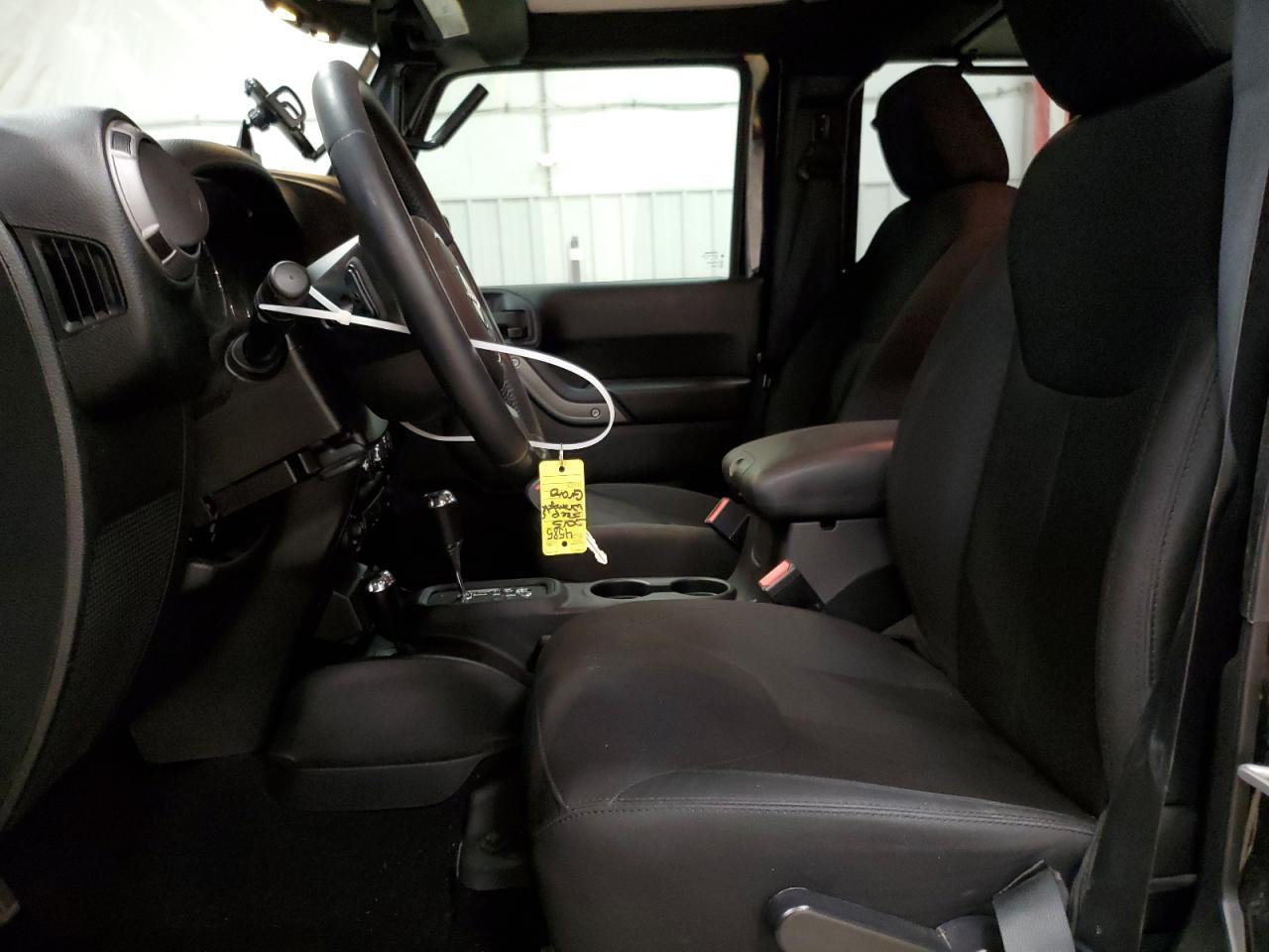 2015 JEEP WRANGLER U - Image 7