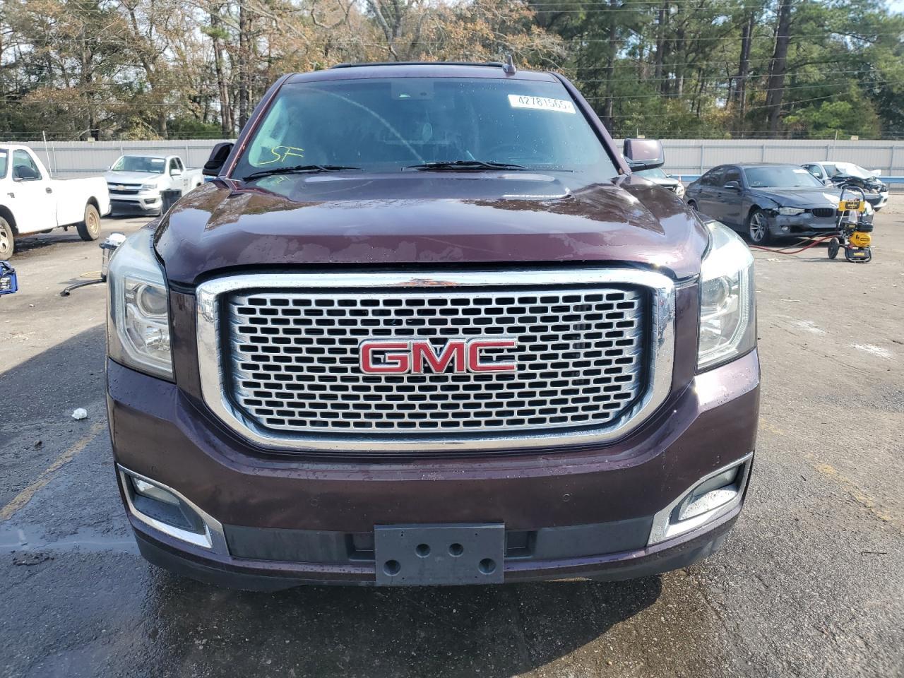 2017 GMC YUKON DENA - Фото 5