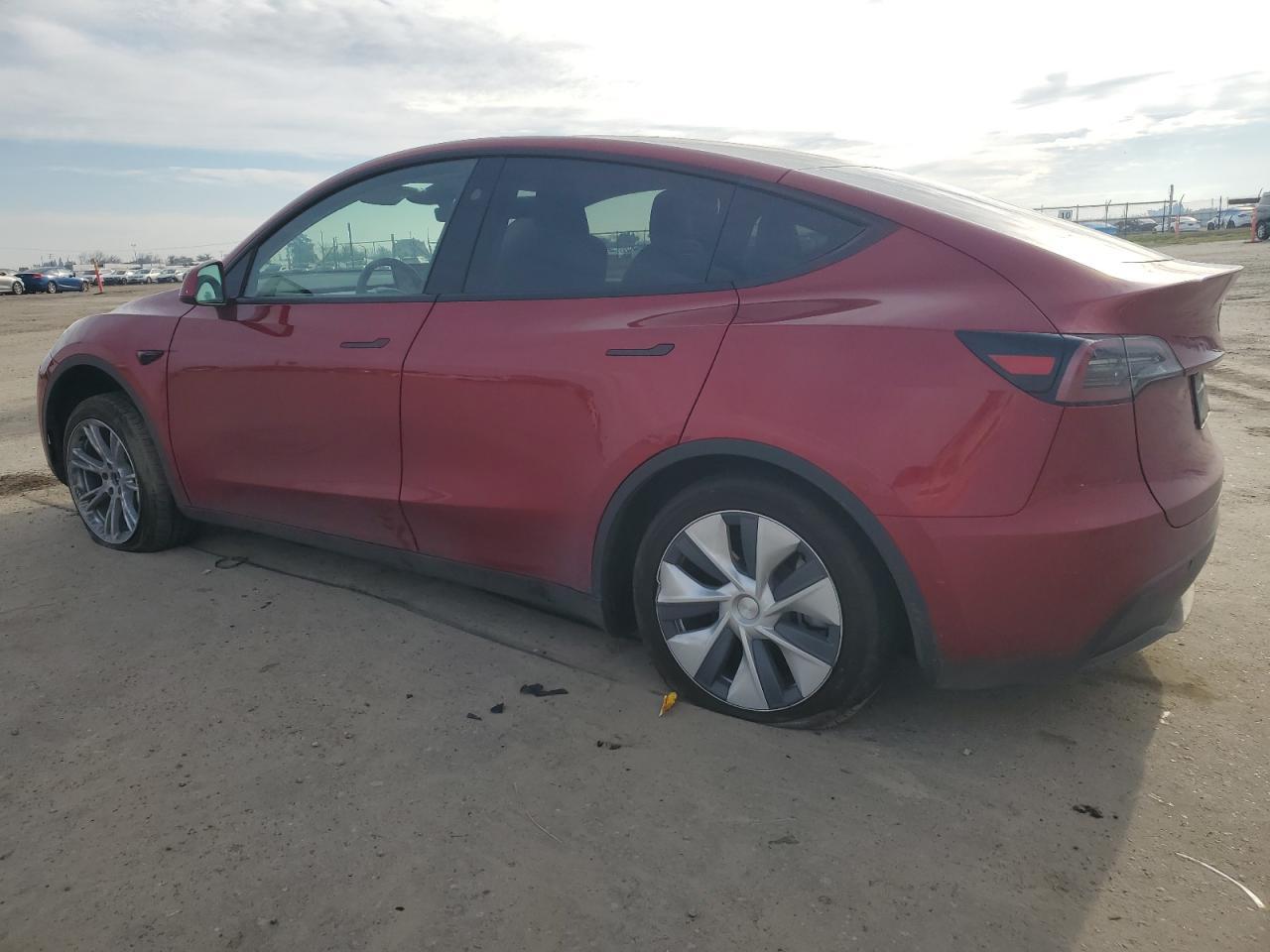 2024 TESLA MODEL Y - Image 2