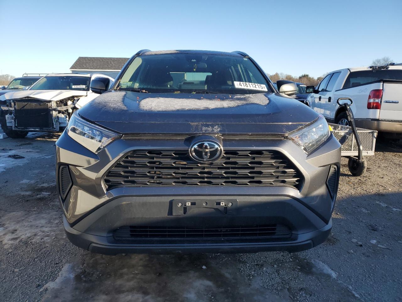 2021 TOYOTA RAV4 LE - Фото 5