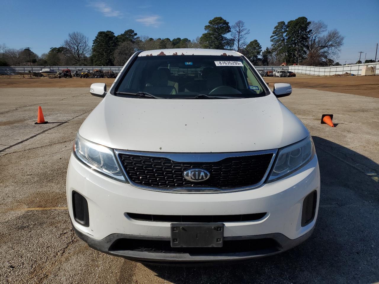 2015 KIA SORENTO LX - Image 5