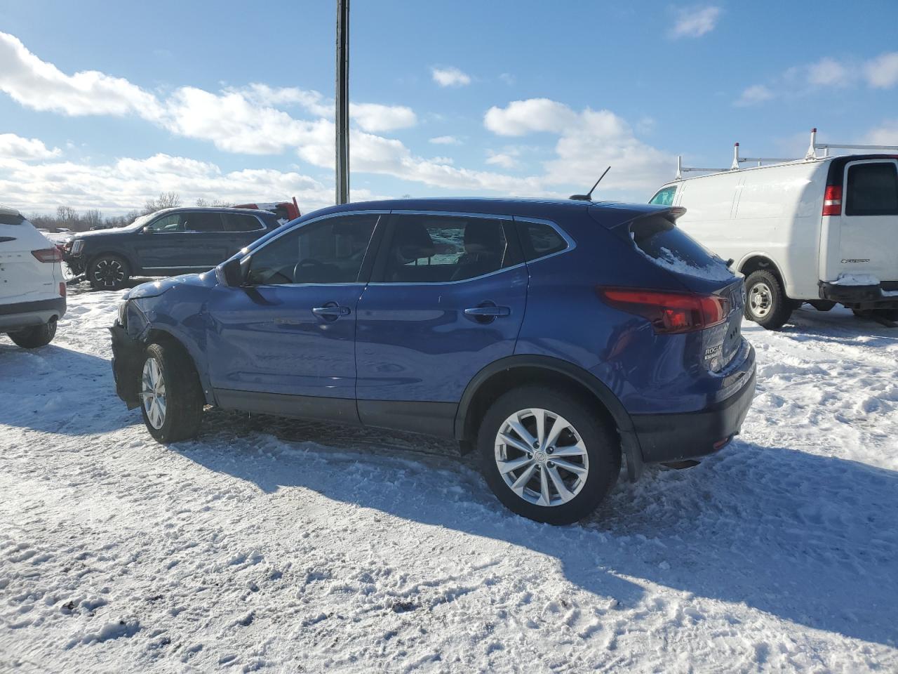 2018 NISSAN ROGUE SPOR - Image 2
