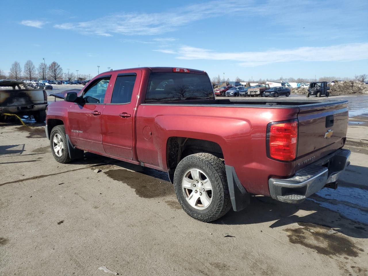 2017 CHEVROLET SILVERADO - Image 2