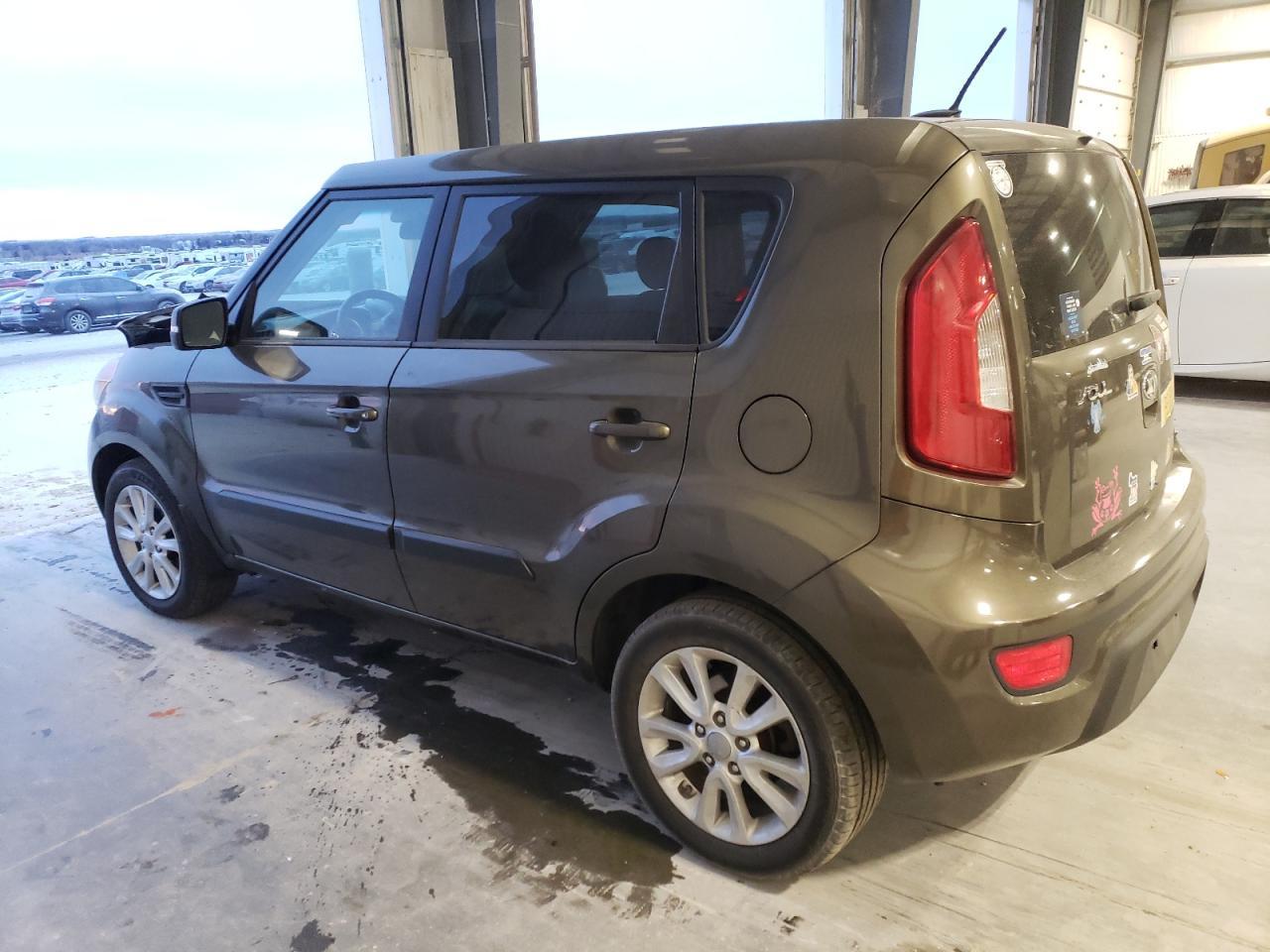 2013 KIA SOUL + - Image 2