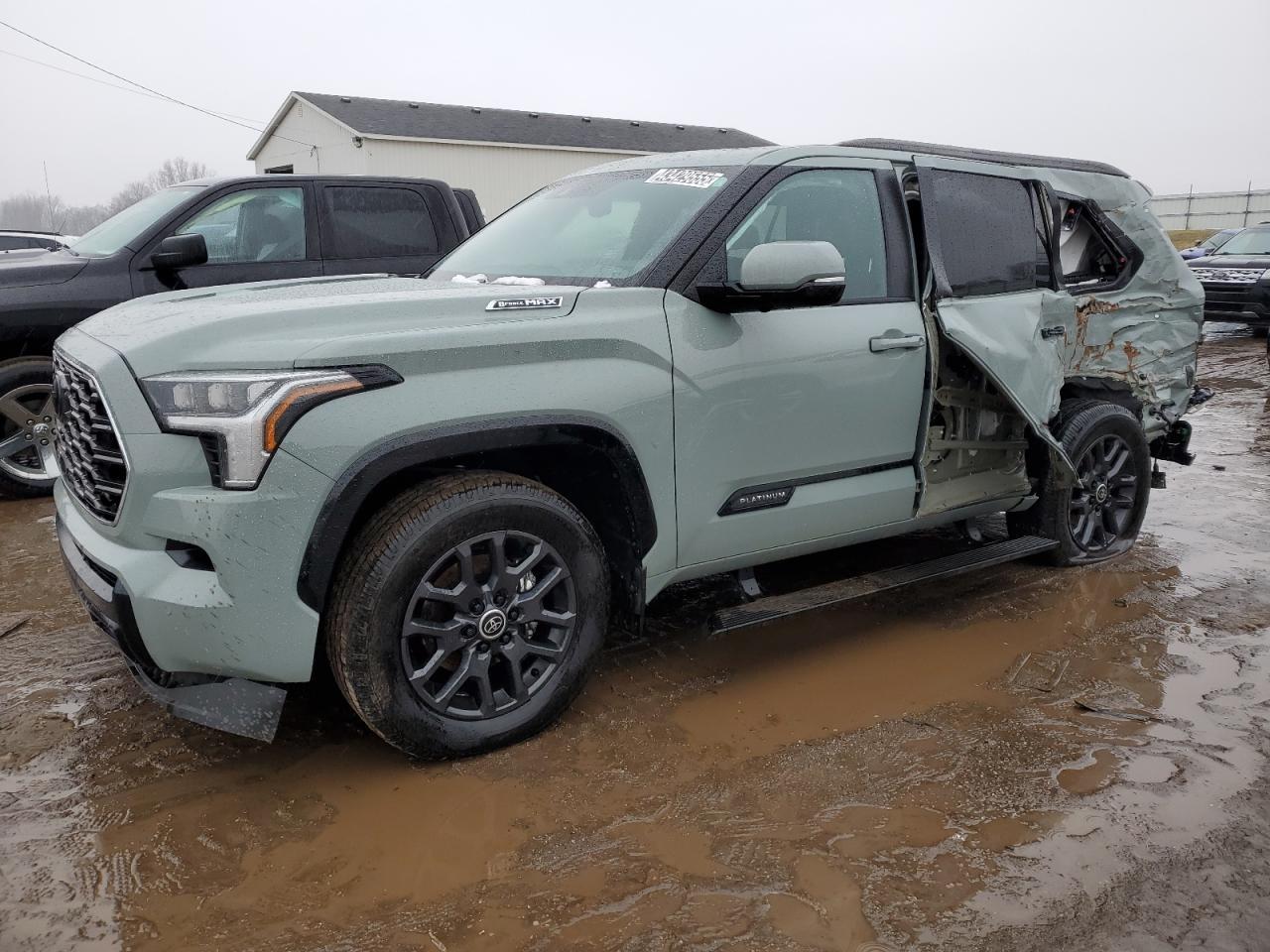 2024 TOYOTA SEQUOIA SR