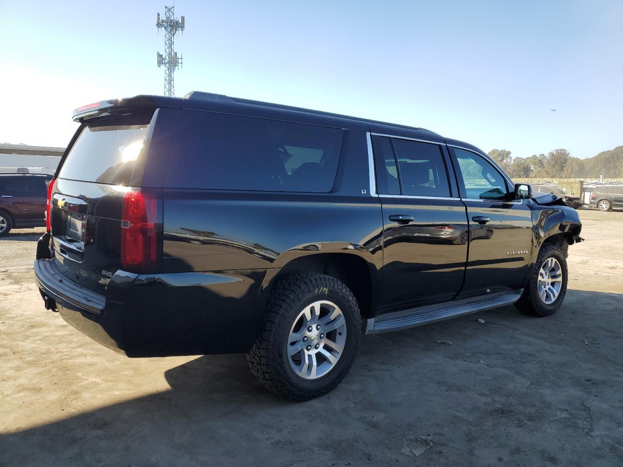 2015 CHEVROLET SUBURBAN C - Фото 3