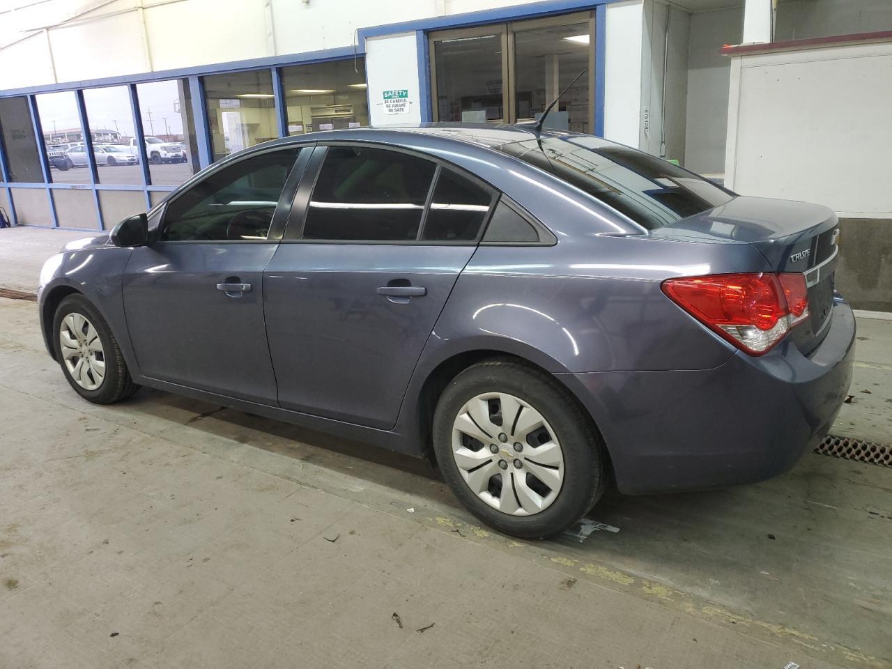 2014 CHEVROLET CRUZE LS - Image 2