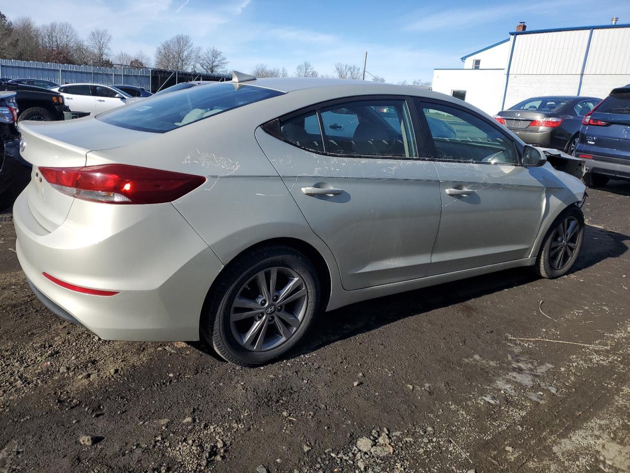 2017 HYUNDAI ELANTRA SE - Фото 3