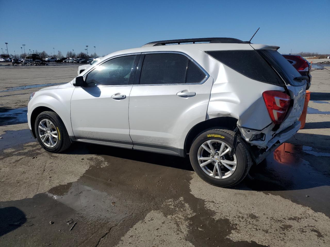 2016 CHEVROLET EQUINOX LT - Image 2