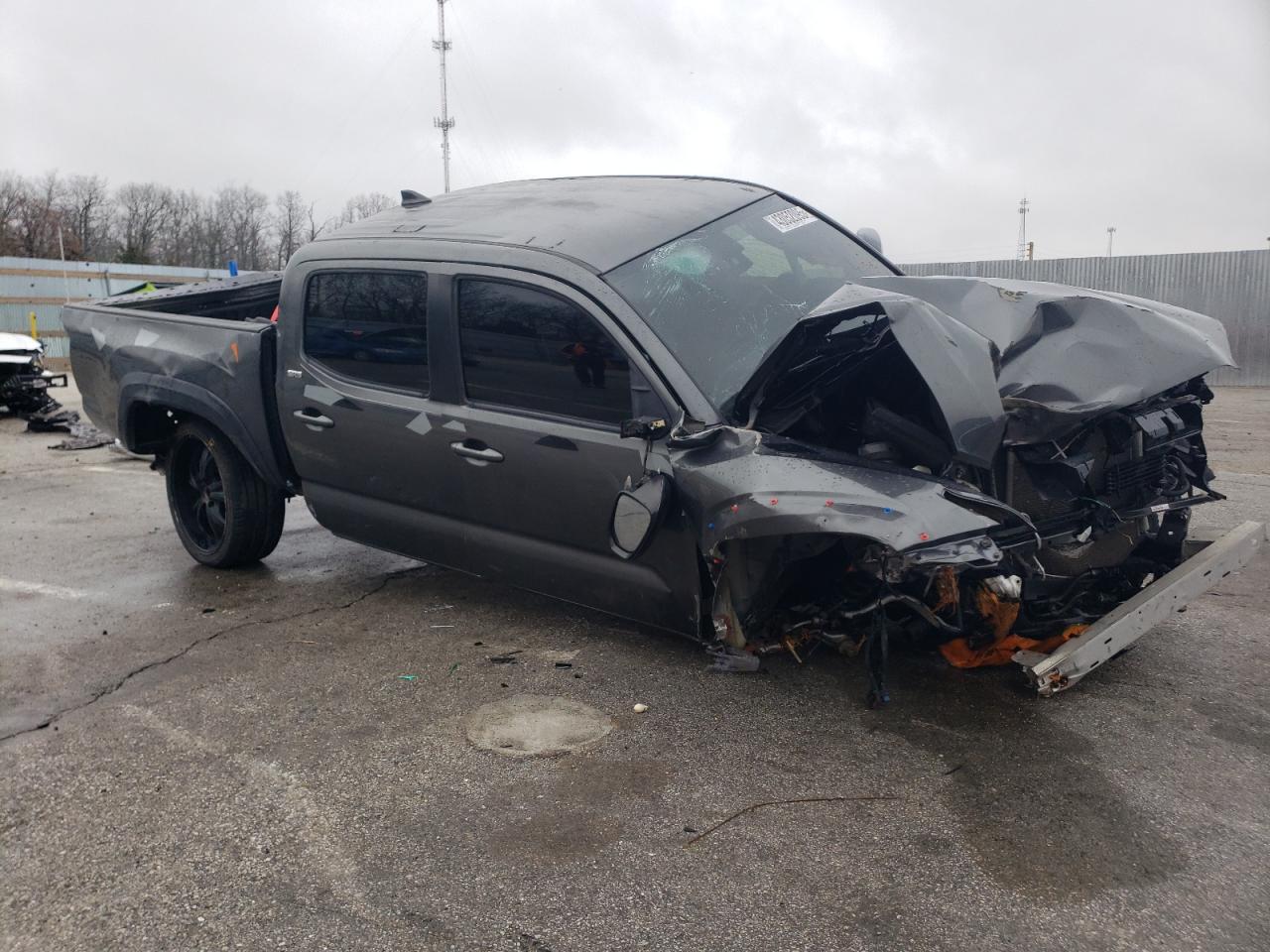 2019 TOYOTA TACOMA DOU - Фото 4