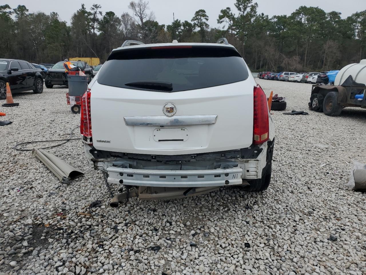 2011 CADILLAC SRX PREMIU - Image 6