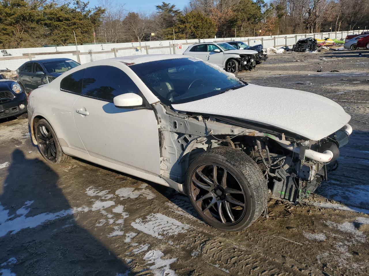 2011 INFINITI G37 - Фото 4