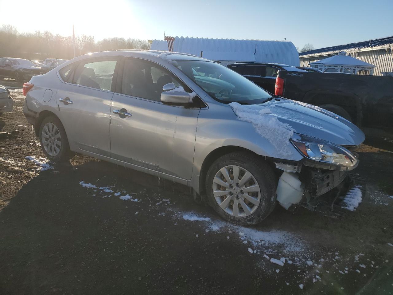 2017 NISSAN SENTRA S - Фото 4