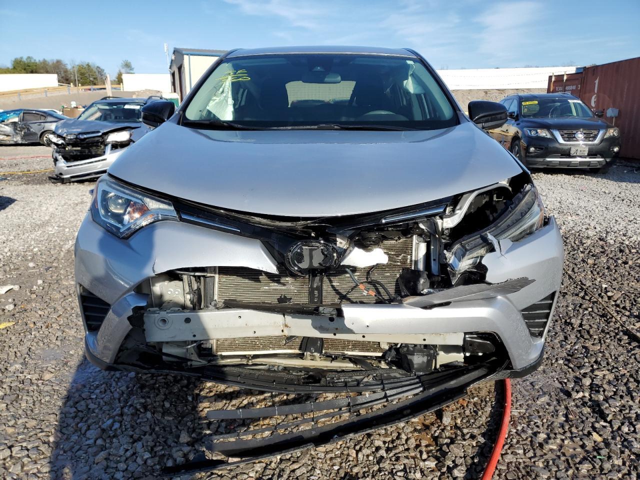 2018 TOYOTA RAV4 LE - Image 5