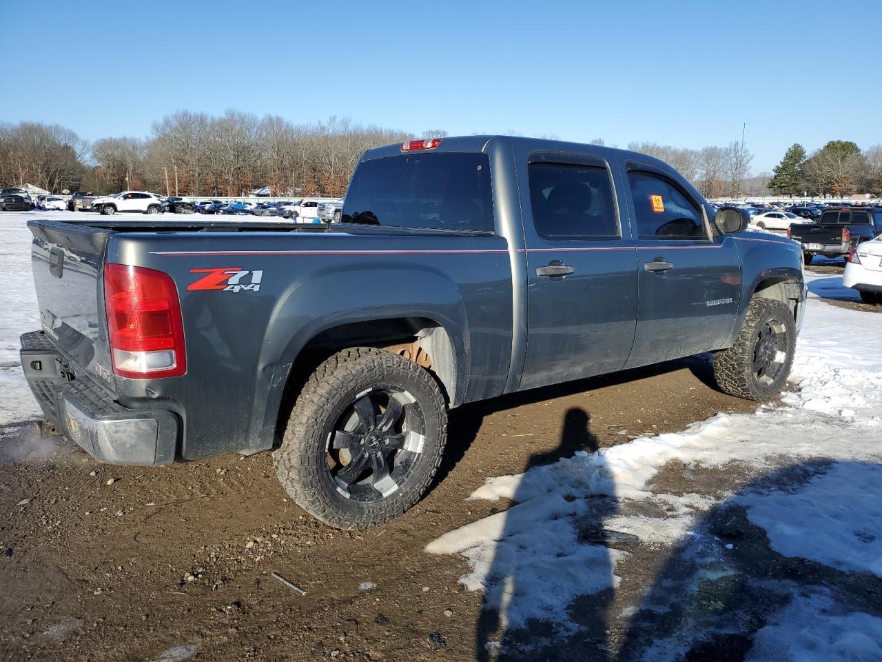 2011 GMC SIERRA K15 - Image 3