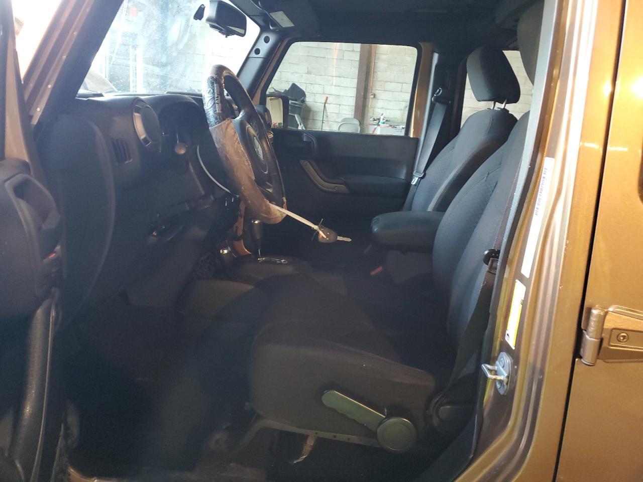 2015 JEEP WRANGLER U - Image 7