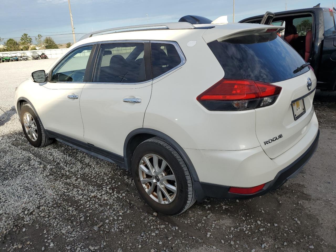2017 NISSAN ROGUE S - Image 2