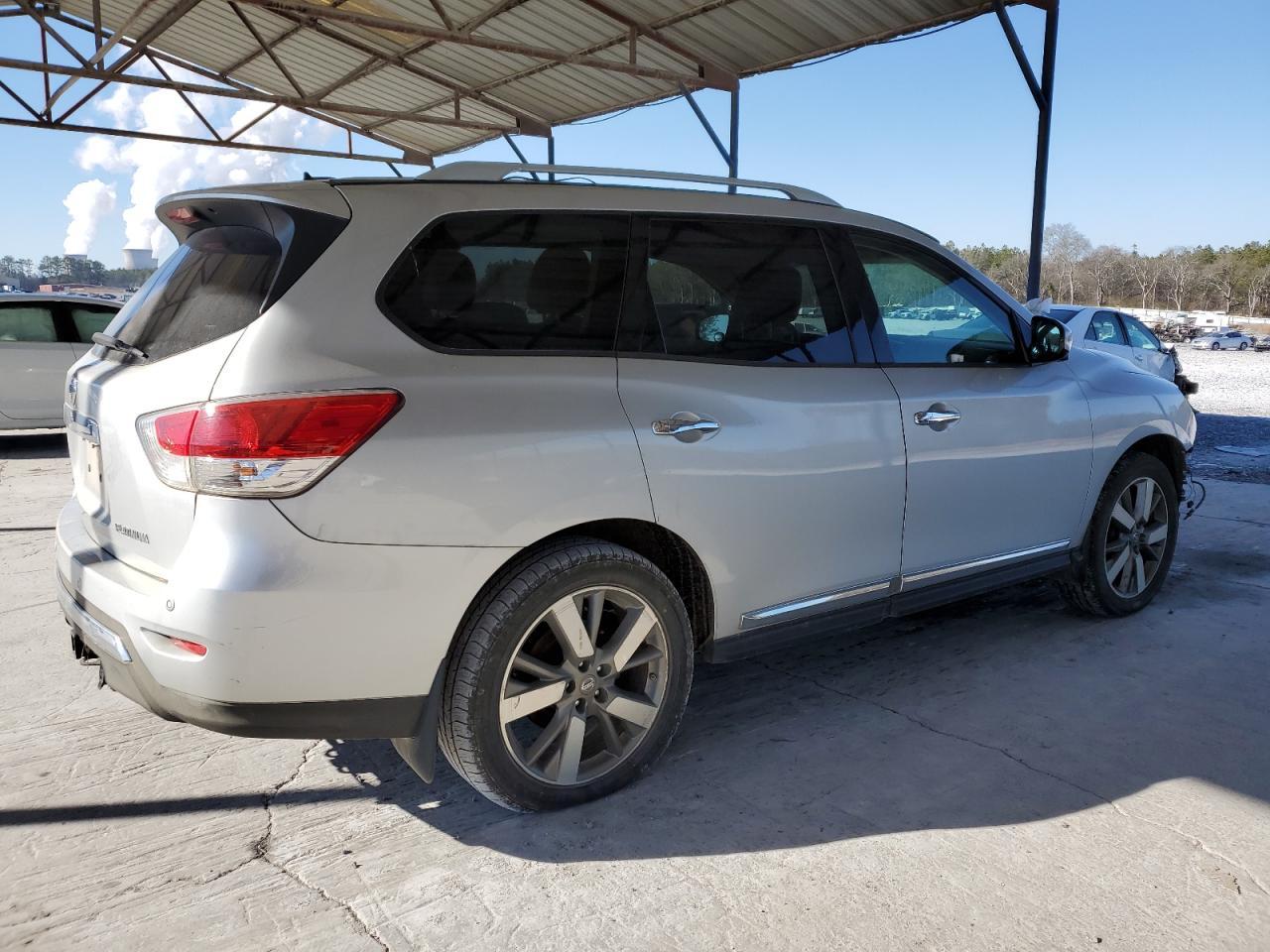 2013 NISSAN PATHFINDER - Фото 3