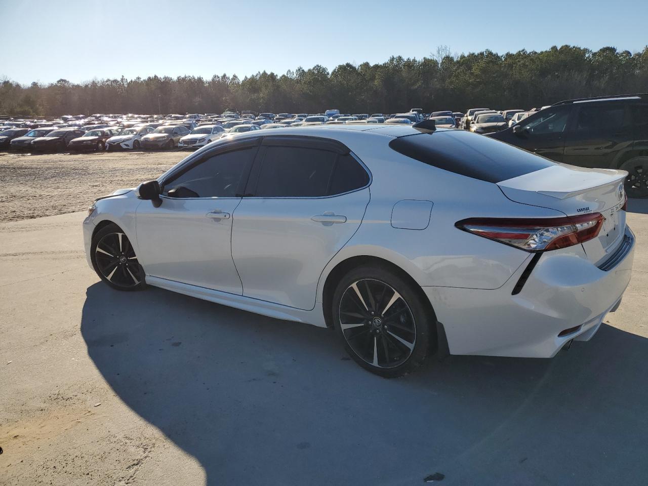 2018 TOYOTA CAMRY XSE - Фото 2