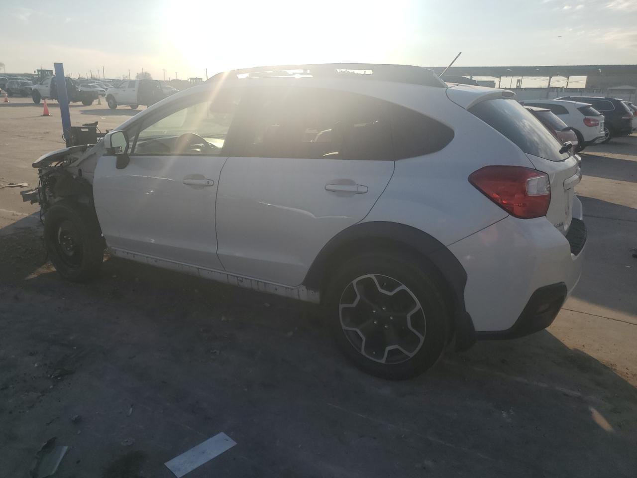 2013 SUBARU XV CROSSTR - Image 2
