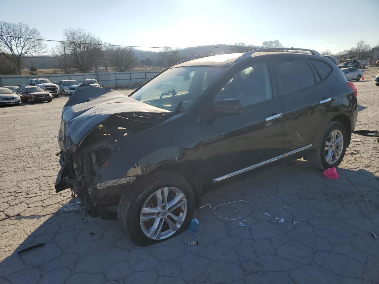 2013 NISSAN ROGUE S