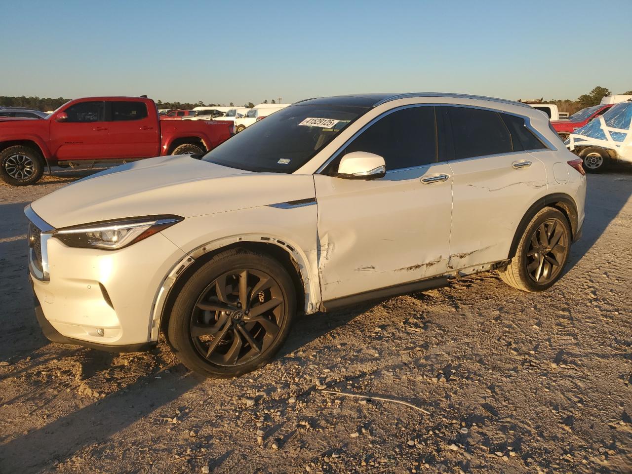 2019 INFINITI QX50 ESSEN