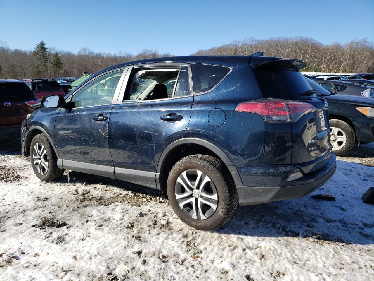 2018 TOYOTA RAV4 LE - Image 2