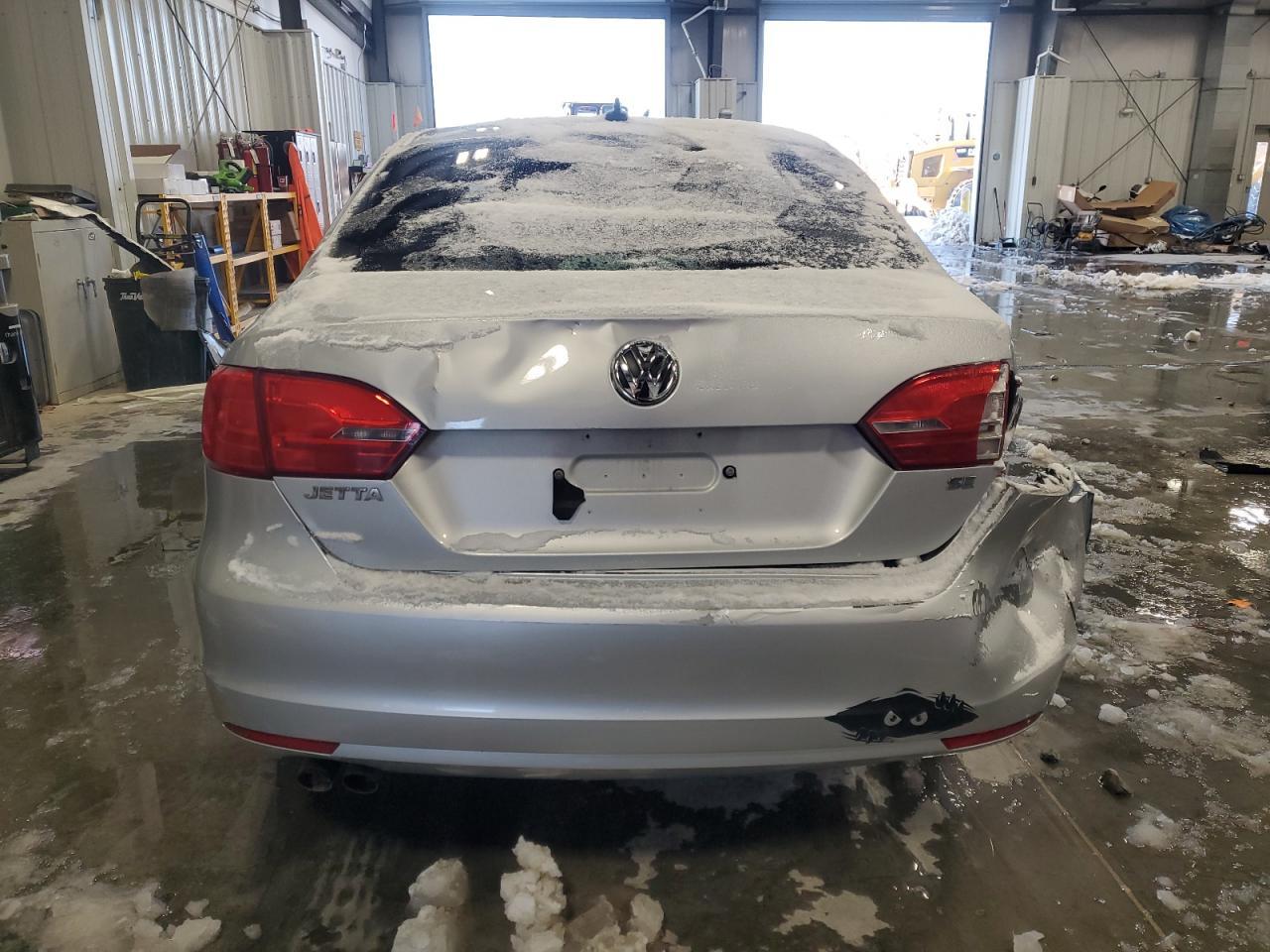 2014 VOLKSWAGEN JETTA SE - Image 6