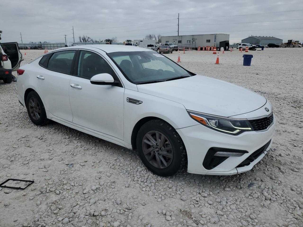 2020 KIA OPTIMA LX - Image 4