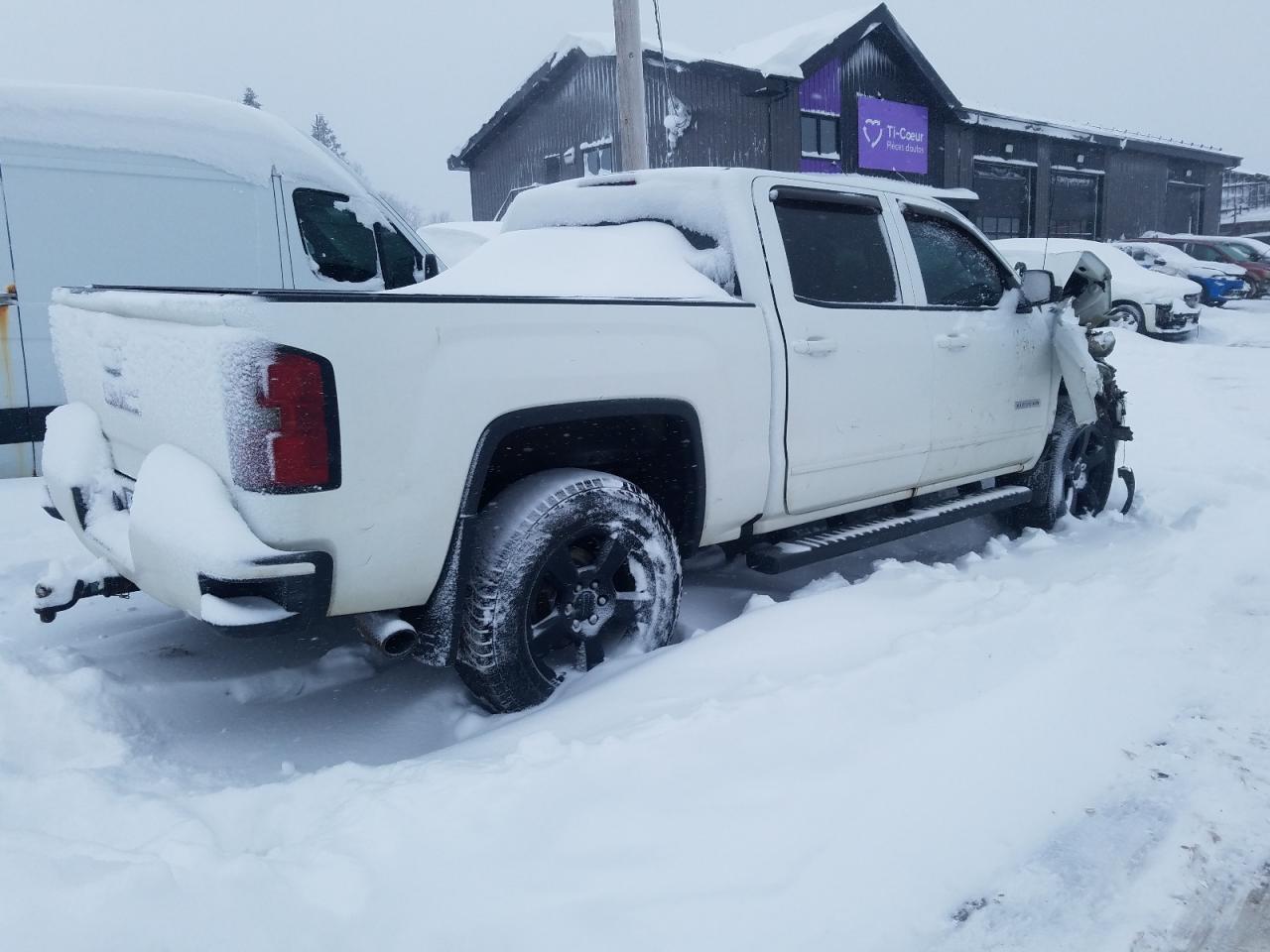 2018 GMC SIERRA K15 - Фото 3
