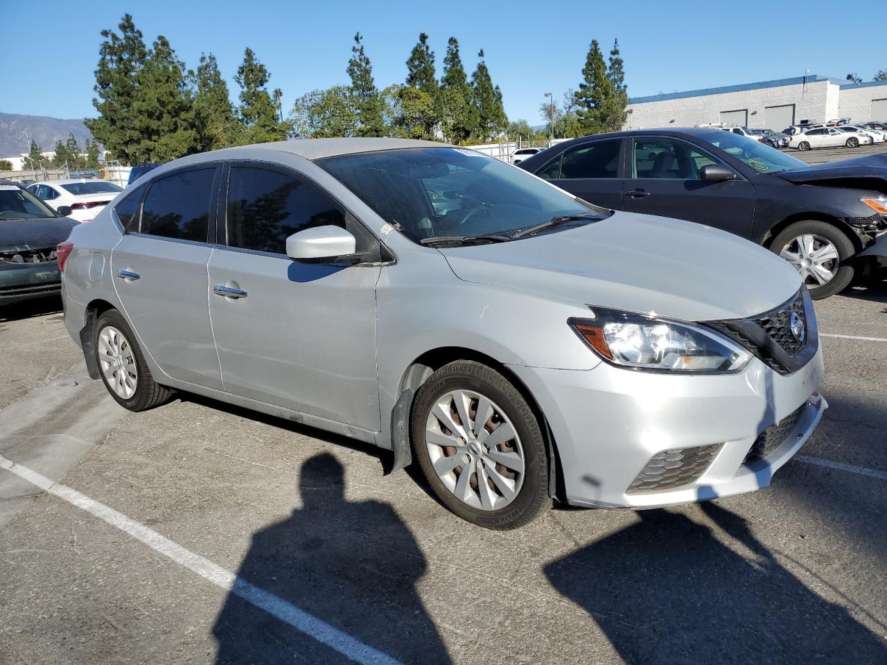 2016 NISSAN SENTRA S - Фото 4