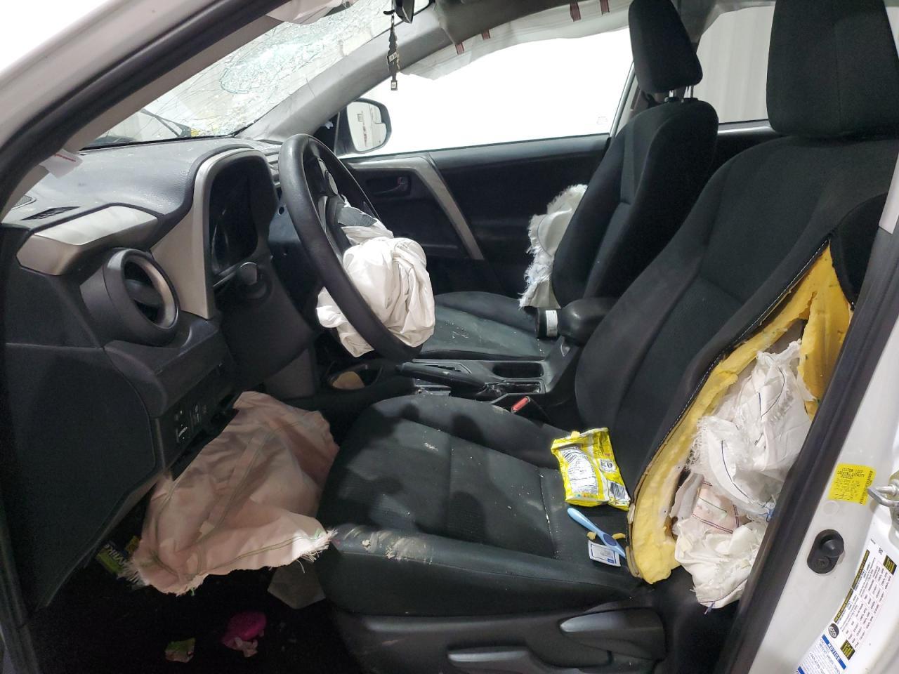 2018 TOYOTA RAV4 LE - Image 7