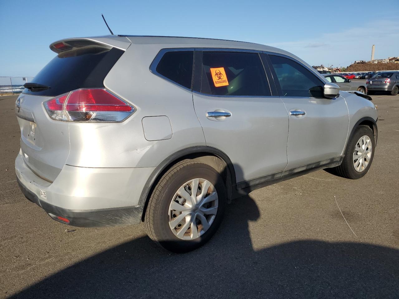2015 NISSAN ROGUE S - Image 3